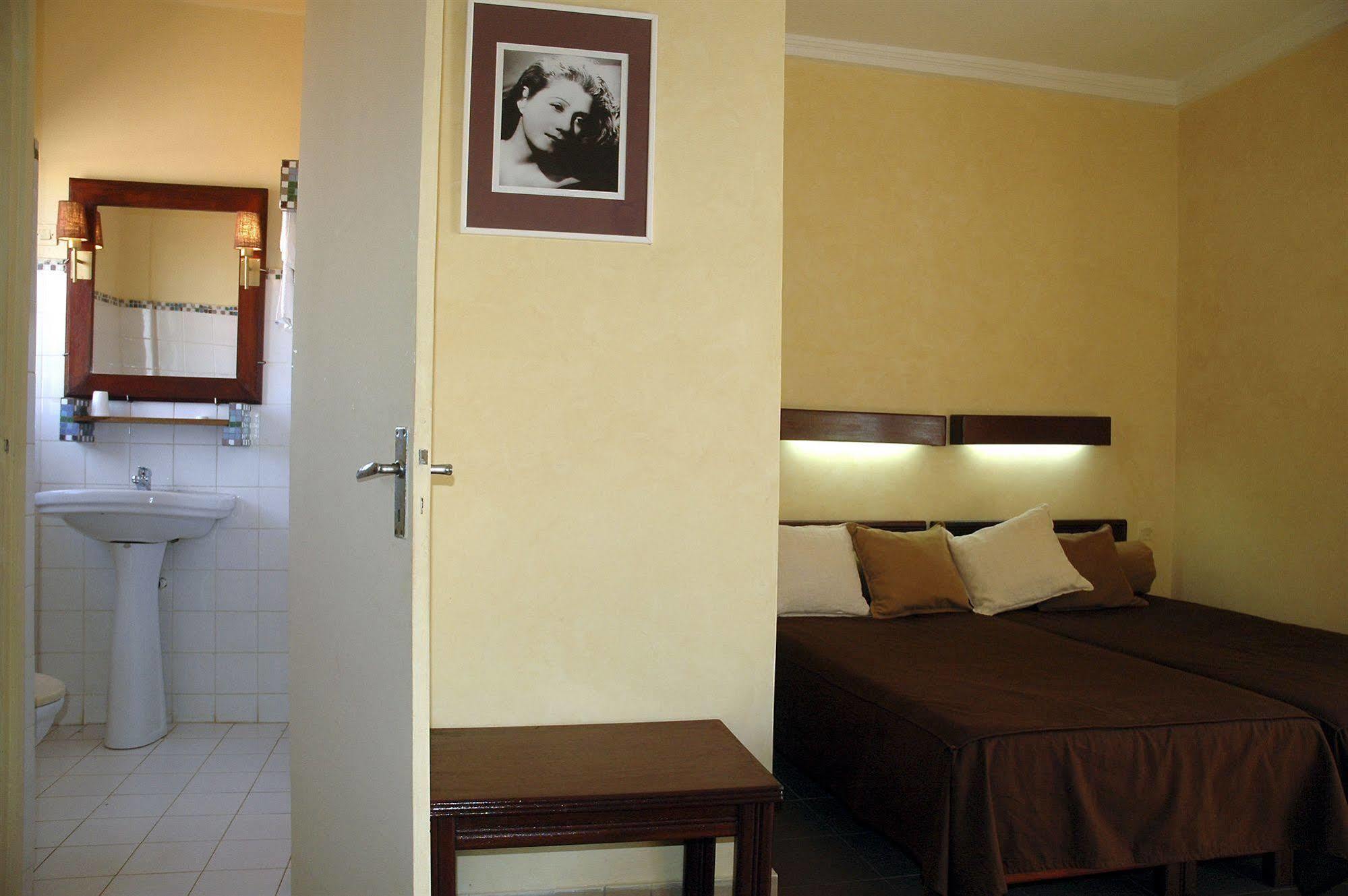 Hotel De La Poste Saint-Louis Kültér fotó